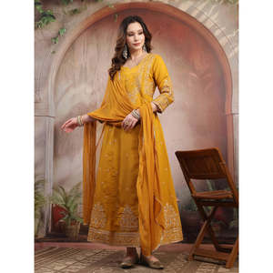 ชุดอานาร์กาลีผ้าไหมปักลายมัสตาร์ดสำหรับผู้หญิง พร้อมผ้าคลุมไหล่ ทรงเอ็มไพร์ - Product Image 4