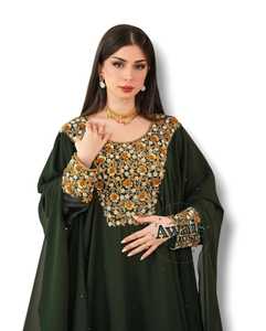 Robe Kaftan Modeste de Luxe Brodée de Cristaux Faite à la Main, Abaya Dubaï Longue jusqu'au Sol avec Détails Perlés, Style Africain Moyen-Orient Islamique - Product Image 4