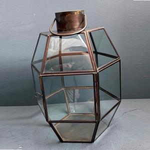 Farol de vela decorativo y de diseño único de vidrio y metal - Product Image 5