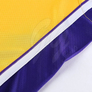 Uniforme de basket-ball de vêtements de sport fait meilleur matériau respirant léger en bas quantité minimale de commande fabriqué au Pakistan - Product Image 4