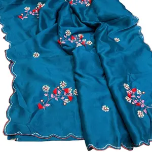 Saree en soie pure de couleur rouge saree avec séquence de codage argentée en saree - Product Image 1