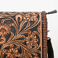 Sac bandoulière léger en cuir véritable fait main, style bohème vintage, avec motifs floraux sculptés, à rabat complet et sangle unique