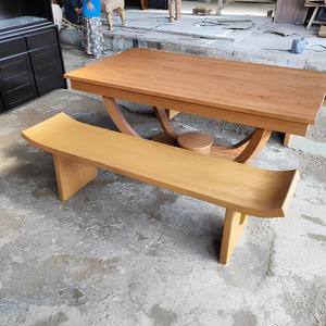 Conjunto de Mesa de Jardín de Madera Maciza Moderna y Duradera, Muebles de Comedor para Patio Exterior con Bancos para Sala de Estar y Uso en Hoteles - Product Image 6