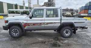 VENTAS DE VEHÍCULOS USADOS Toyota Land Cruiser 79 GDJ V8 79 Doble Cabina 2.8L Turbo Diésel Automático - Product Image 6