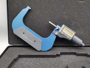 Digitale buitenmicrometer met hoge precisie, 75-100 mm, geschikt voor het meten van onderdelen in de auto- en ruimtevaartindustrie - Product Image 6