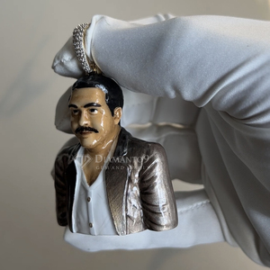 Pendentif Visage 3D Personnalisé Meilleure Vente Charme Moissanite Or 10K Rond Taille Brillante VVS2 Cadeau Bijouterie Exquis pour les Femmes - Product Image 3