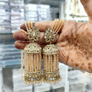 Luxury Latest Exclusive Designer <b>Fashion</b> Design Crystal <b>Earring</b> Collection For Womens - Product Image 1