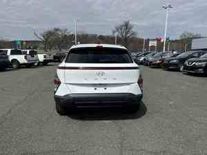 2024 SEL AWD 75001-100000 Millas, Volante a la Izquierda, Asientos de Cuero, Interior Claro, Control Bluetooth, Cámara Trasera, Xenón - Product Image 3