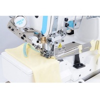 Machine à coudre à point de recouvrement informatisée JACK W4 à trois aiguilles et cinq fils d'occasion