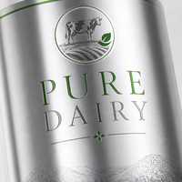 Étiquettes personnalisées en PET argenté pour boissons, autocollants imperméables pour bouteilles de lait et produits laitiers avec impression en relief pour stockage à froid