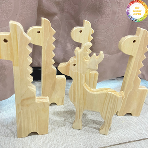 Juguete de Madera Artesanal de Vietnam Hecho con Madera Natural para Juego Imaginativo y Uso Diario - Product Image 5