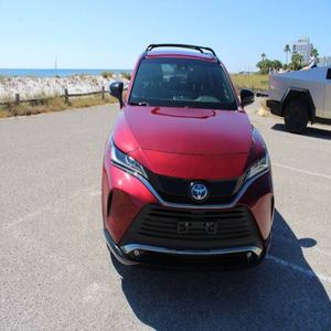 Toyota Venza Nightshade 2023 Économique et Propre - Product Image 1