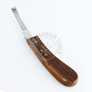 Cuchillo de corte de pezuña Premium, herramienta de herrador, cuchillo de pezuña con hoja larga y delgada, cuchillo de pezuña de caballo de acero inoxidable, mango de madera - Product Image 5