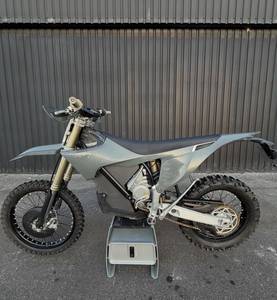 Motocicleta Eléctrica Todoterreno FIRST Stark-Varg EX Super Moto 2025 2026 de 80HP en Venta - Product Image 1