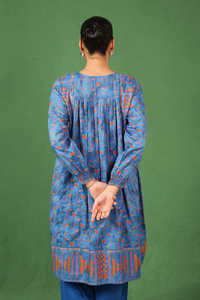 Vêtements décontractés confortables pour femmes de couleur bleue Kurtis Design personnalisé à la mode dernière collection de vêtements indiens et pakistanais - Product Image 3