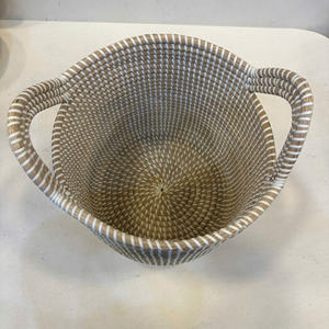 ตะกร้าสานทรงกลมจากหญ้าทะเล ขนาด S หรูหรา เป็นมิตรกับสิ่งแวดล้อม - Product Image 2