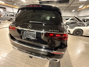 Buena Oferta para Mercedes-Benz GLS Maybach GLS 600 4MATIC Premium Estándar 2025 - Product Image 3