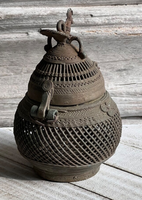 Vase de sol en laiton artisanal indien original d'Odisha, motif paon, style Art Déco abstrait, en maille, prix de gros