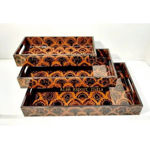 Vendedor caliente Nueva llegada Mango Bandeja de madera para servir Plato Tamaño personalizado con mango de diseño impreso de flores para aperitivos Té y bebidas - Product Image 3