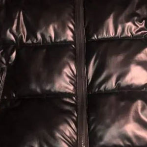 2025 venta al por mayor chaqueta Puffer OEM logotipo personalizado impreso de alta calidad abrigo de invierno personalizado para los hombres burbuja Puffer chaqueta con bolsillos - Product Image 4