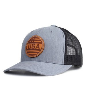 หมวกแพตช์หนังออกแบบได้ตามต้องการหมวกทรูเกอร์สลักด้วยเลเซอร์สำหรับติดรถบรรทุกสีและตาข่ายปรับได้ - Product Image 1