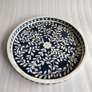 PLATEAU IMPRIMÉ EN BOIS MEILLEURE QUALITÉ SCULPTÉ Forme carrée disponible et artisanat indien meilleur échantillon Offre Spéciale - Product Image 5