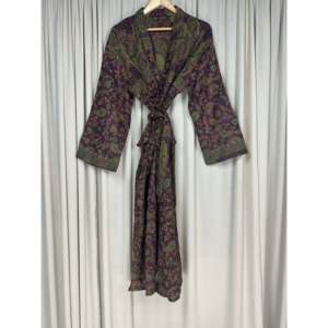 Yak <b>Wool</b> Blend Women's Cozy Warm Winter Romance Kimono Robe <b>Brown</b> Paisley Cardigan House Coat Quirky Pockets ODM Woven Fabric - Product Image 4