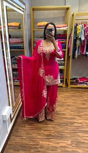 Conjunto de Ropa Étnica de mujer India completamente cosida Palazzo Salwar Kameez para ocasiones de fiesta de boda a precios al por mayor - Product Image 4