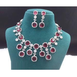 Ensemble de bijoux AD élégant pour femmes pour les fêtes de mariage en laiton de qualité supérieure disponible au prix de gros avec quantité minimale de commande prêt - Product Image 1