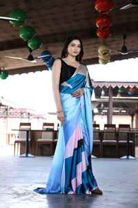 Boutique indienne Dernière exclusivité traditionnelle exclusive Satin soie Saree impression numérique Sari élégant mariée fête de mariage porter - Product Image 2