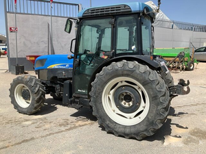Tractor agrícola 2013 New Holland T4060F 4x4 - Product Image 2