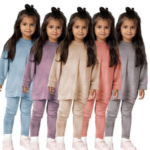 Özel kadife çocuk eşofman kış çocuk giyim seti toptan uzun kollu pijama yürümeye başlayan giysi çocuk kız kıyafet seti - Product Image 4