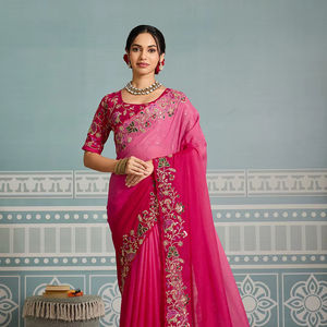 Sari de Georgette Pesado de Diseño Bollywood con Blusa para Bodas y Fiestas, Colección en India - Product Image 1