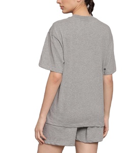 Ensemble de survêtement gris personnalisé pour femme, t-shirt oversize imprimé logo, short, tenue d'été deux pièces, vêtements de sport et d'entraînement - Product Image 5