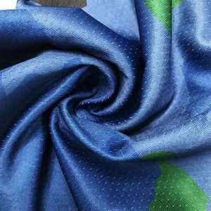 Shorts en maille pour hommes imprimés en couleurs personnalisées 2026, séchage rapide, 100% polyester, imprimé paisley personnalisé, shorts en maille pour hommes - Product Image 4