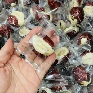 CANDY JUJUBE DE LECHE DE ANACARDOS Y CAMELLOS/UN DULCE PREMIUM/HECHO EN VIETNAM - Product Image 2