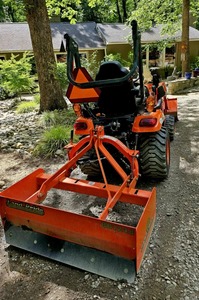 Kubota BX2380 tracteur à roues 4WD multifonctionnel nouvel état tracteur agricole à pied moteur moteur pompe boîte de vitesses noyau de roulement - Product Image 2