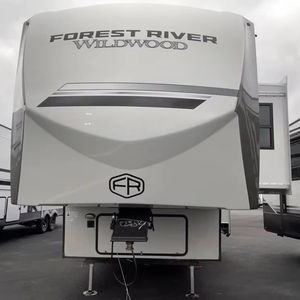 Nuevo 2025 Forest River Wildwood Heritage Glenn 369BL - Product Image 1