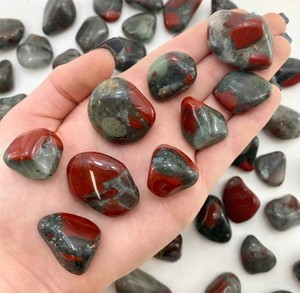 Venta al por mayor de piedras de sangre africanas a granel de alta calidad, piedras caídas naturales Feng Shui, cristales de piedras preciosas, venta al por mayor de alta calidad a granel - Product Image 3