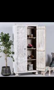 Armoire en bois traditionnelle autoportante verrouillable portes à charnières grande capacité de stockage meubles fonctionnels assemblés compacts - Product Image 4