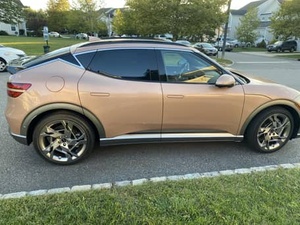 Genesis GV60 2023 Véhicule électrique Performance AWD 483 chevaux avec mode Boost New Energy prêt à être expédié - Product Image 4