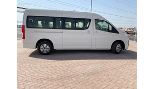 2022 pour véhicule d'occasion Toyota Hiace 2.8L avec sièges en cuir à direction gauche - Product Image 5