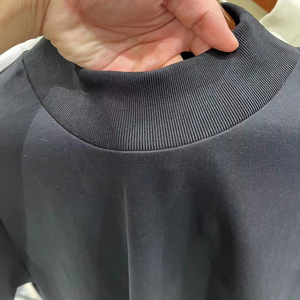 T-shirt imprimé bouffant Streetwear pour hommes personnalisé OEM d'usine T-shirt surdimensionné en coton Chemise à logo en relief 3D - Product Image 2