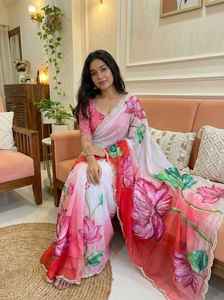 Collection de saris indiens en soie Teby pure et douce pour femmes, avec bordure lourde brodée à la main et ornée de perles, en stock - Product Image 2