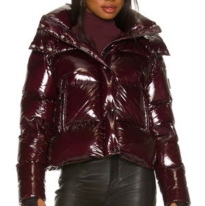 Customized <b>Women's</b> Winter Thick <b>Cropped</b> Microfiber Waterproof Quilted <b>Puffer</b> <b>Jacket</b> Windproof Breathable Patchwork Detachable - Product Image 3