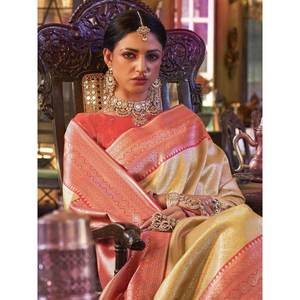 Sari Kanjivaram en soie 100% glamour, tissé avec des fils dorés, design traditionnel - Product Image 2