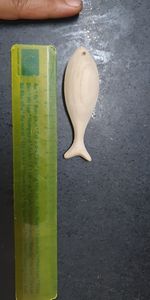 Explorez Ocean Wonders avec les jouets de poisson en bois durables et écologiques de 99 Gold Data - Product Image 3