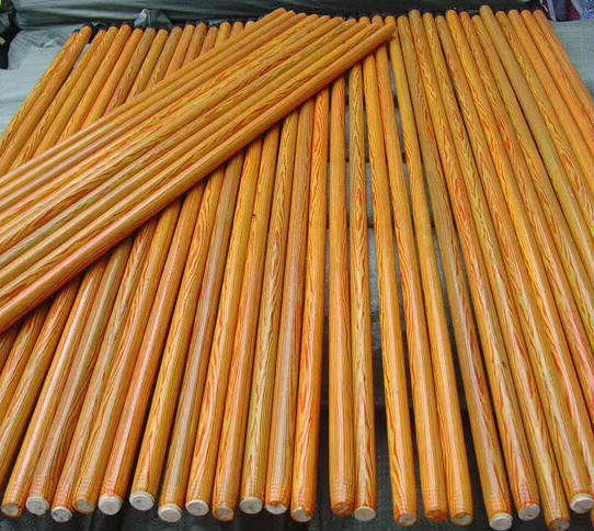 สีน้ำตาล