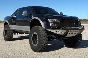Ford F-250 Super Duty 4×4 MegaRexx 2021 Usada en Buen Estado, Motor Turbodiésel V8 de 6.7 Litros, Tracción en las 4 Ruedas - Product Image 2
