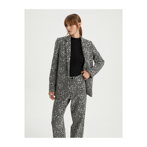 Chaqueta de Mujer de Punto con Estampado de Mezcla de Algodón de Corte Cómodo, con Diseño de Manga Larga y Bolsillos Dobles, sin Forro - Product Image 1